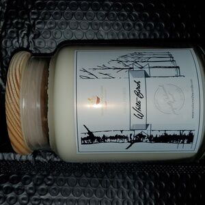 Madison Valley Soy Candles WHITE BIRCH Candle Yankee 26oz